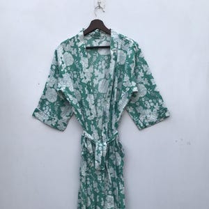 Hand block printed robe , bridesmaid kimono robe, floral kimono, Beautiful bridal kimono, Indian floral gown, Indian floral robe, beach robe