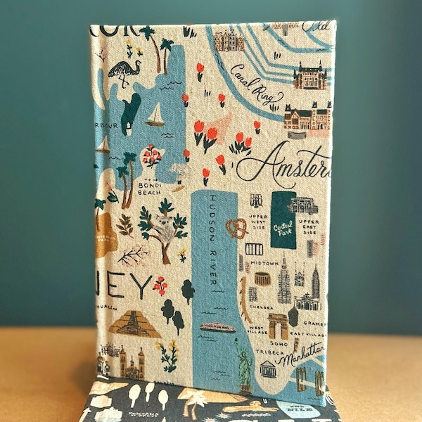 Handgjord resejournal med inbunden pärm