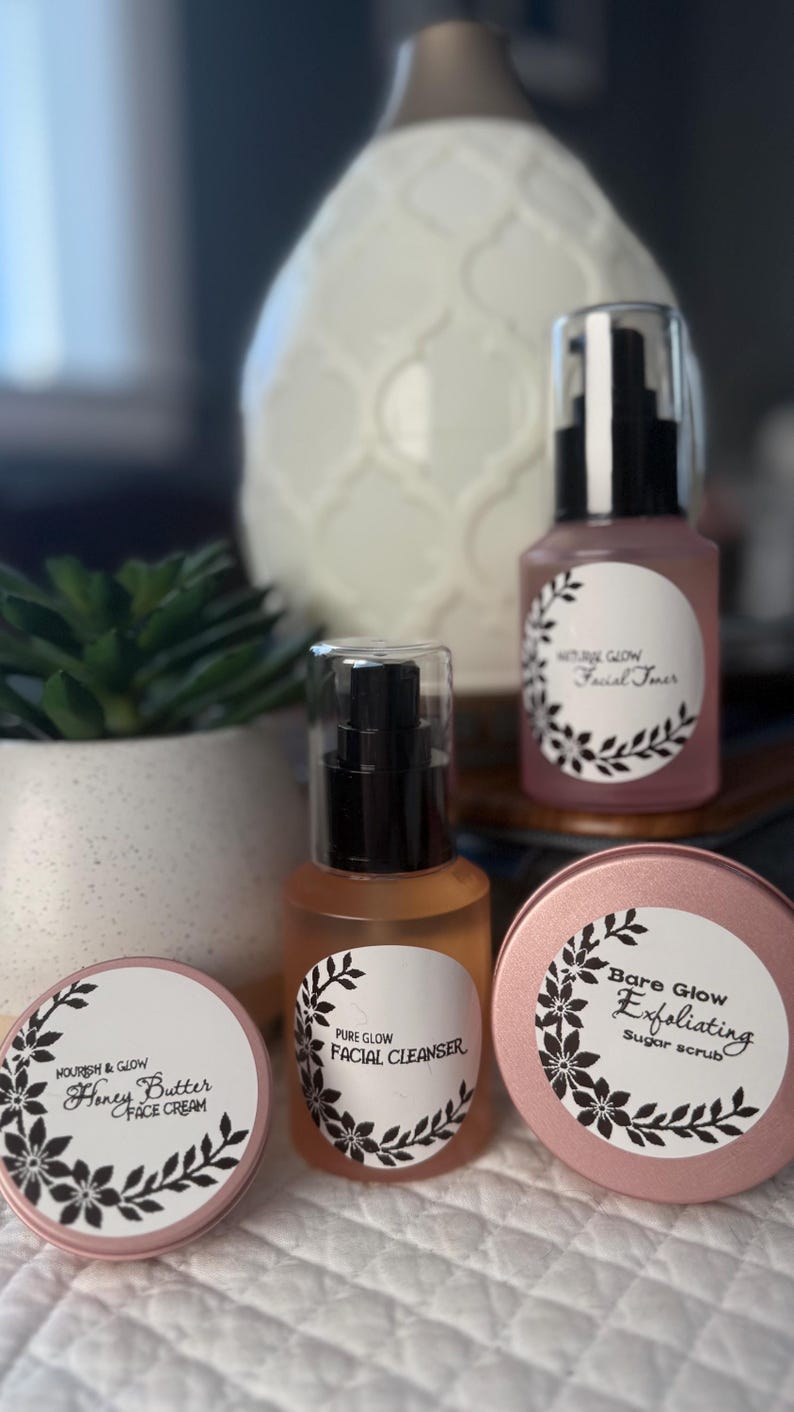 4Step Natural Skincare Routine | Cleanser, Toner, Exfoliate & Moisturizer Set | Complete Facial Glow Kit image 7