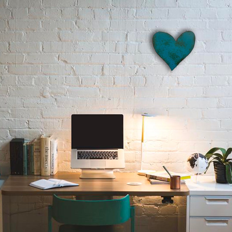 Decoración de pared metálica en forma de corazón – Elige el color de la pátina, 30-58 cm de ancho. imagen 7