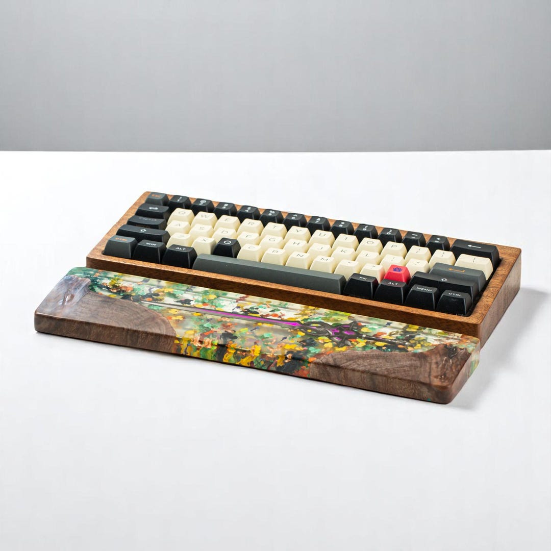 Handmade Resin Mechanical Keyboard: Artistic Gamer Desk Setup - Etsy