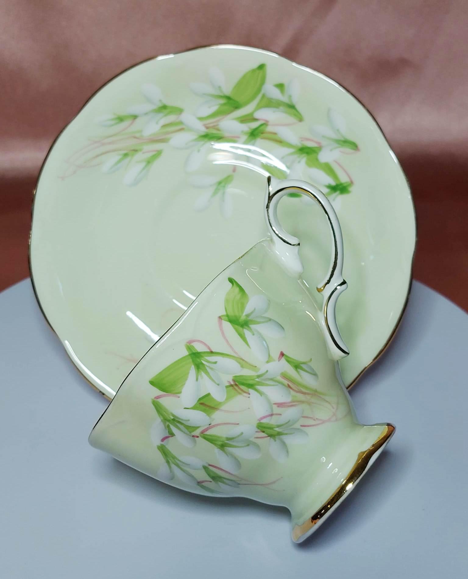 希少品！イギリス老舗ロイヤルアルバート社製ローレンシャンスノー