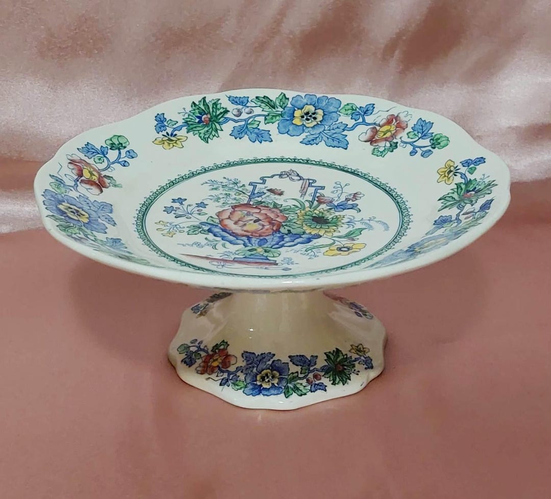 Strathmore Pattern Antique Mason's Ironstone Pedestal –