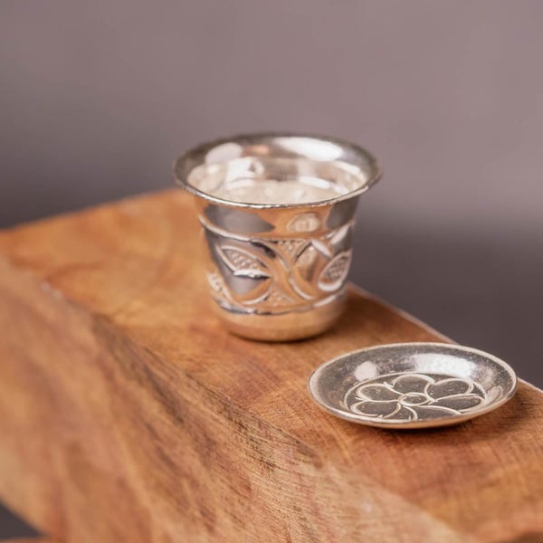 Plata pura 92.5 - Copa 1.5 cm +/- invita las bendiciones de Krishna