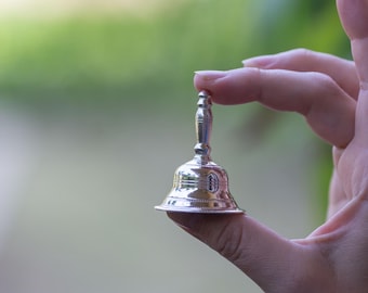 Silberne Altar Glocke: Klang, spirituelle Gabe