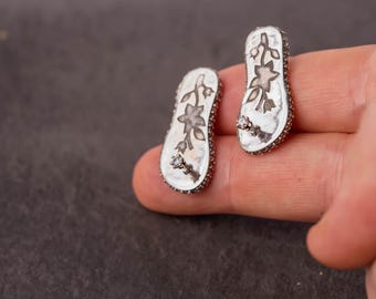 Dimensioni di Paduka in argento puro per Lord Krishna, Govarhan, Shaligramm, Gopal e altro ancora....