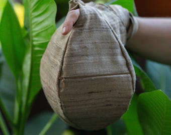 Silk Japa Prayer Bag: Hare Krishna Maha Mantra Bag