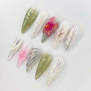 Pearl Chrome Press On Nails, Iridescent Green - Silver 3D Nail Set with Floral & Wing Details