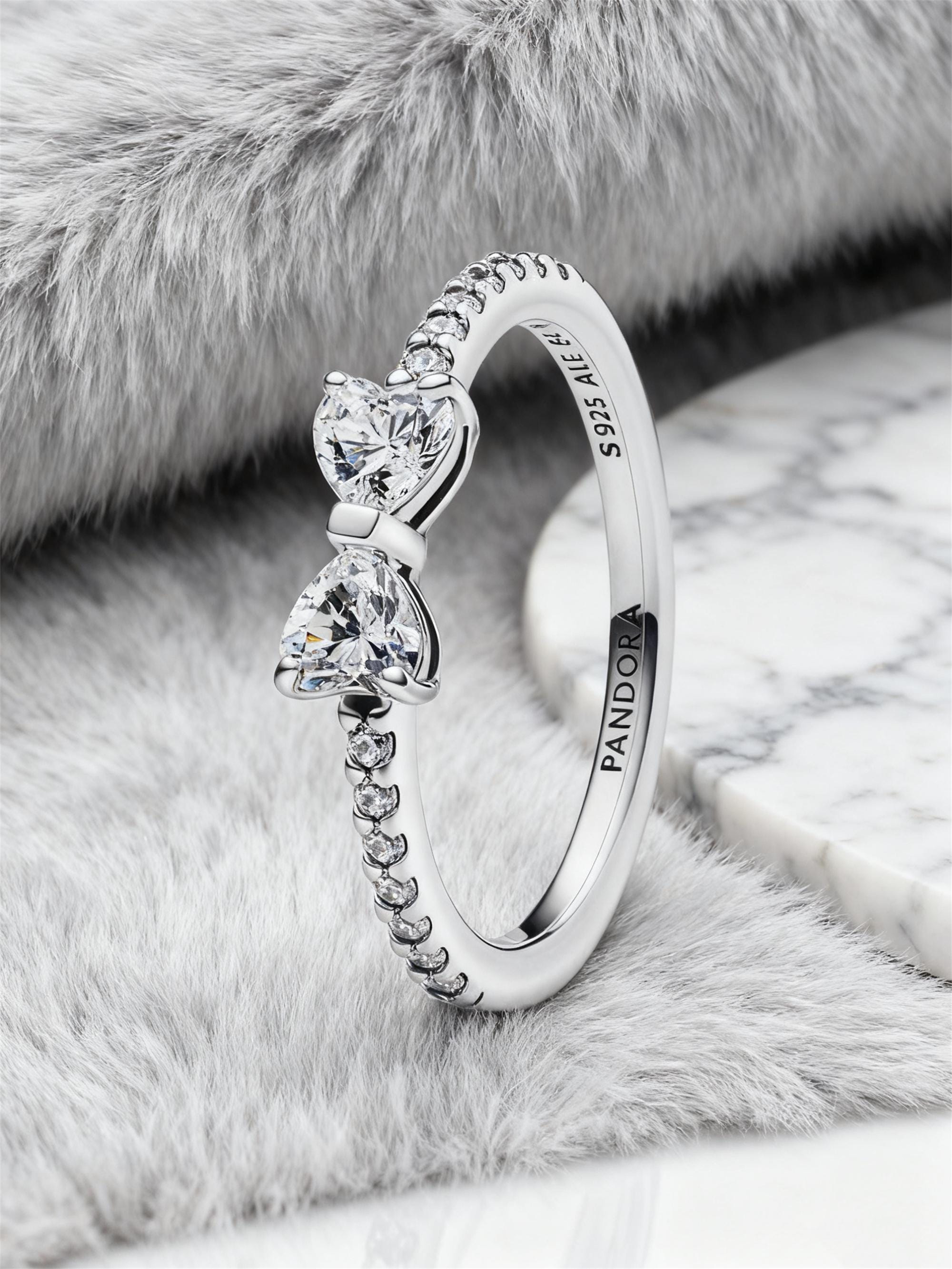 Pandora ring box France