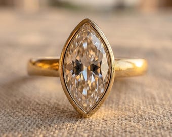 Marquise Bezel Ring Gold | Waterproof Gold Ring | Minimalist Stainless Steel Ring | Dainty Everyday Jewellery | Size 6, 7, 8, 9 (US)