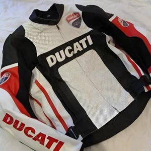 Ducati Racing Motorbike Leather Jacket, Genuine Cowhide Leather Jacket, CE Approved Protectors Jacket, Biker Jacket, Gift For Him or Her