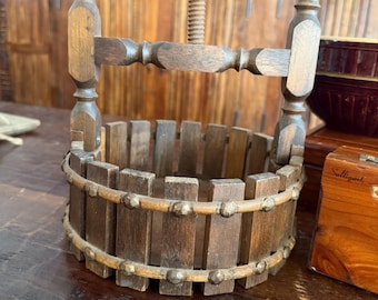 Nut cracker and holder