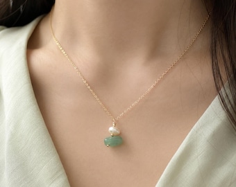 Green Aventurine Pearl Necklace, Dainty Gold Necklace, Minimalist Gemstone Necklace, Natural Pearl Jewelry, Gift for Her