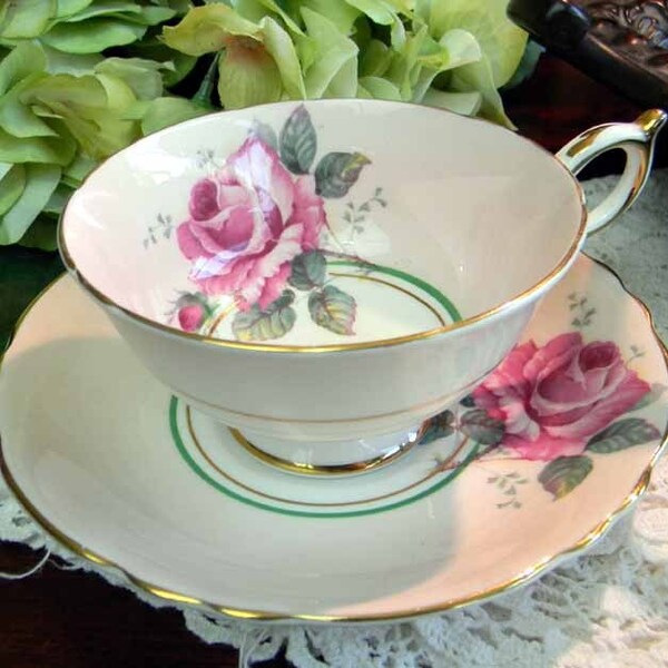 Paragon Pink Roses Bone China Teacup Tea Cup and Saucer by Appointment England 3574