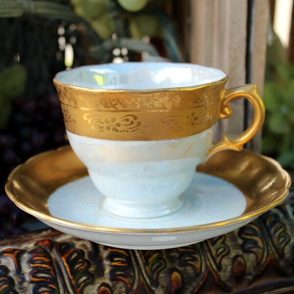 Pearlized Unmarked Tea Cup Teacup and Saucer 11270