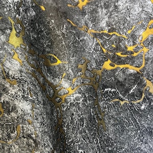 Modern Abstract Embossed Wallpaper – Metallic Gold, Charcoal Black & Soft Grey 35&quot;W x 689&quot;L