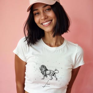 Camiseta Leo, Top corto, Regalo personalizado, Camiseta con signo zodiacal, Camiseta de astrología, Camiseta personalizada, Camiseta con signo del zodíaco