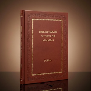 Tablas Esmeralda de Thoth el Atlante, 1930, Doreal, edición encuadernada en cuero. imagen 1