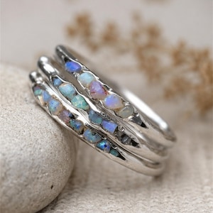 Schimmernder Opalring, silberfarbener Ring mit mehreren Bändern, Boho-Statement-Ring, Ring mit farbenfrohem Stein, einzigartiges Geschenk für Sie