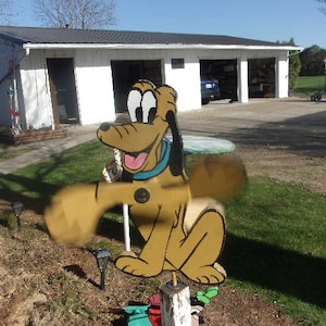 WHIRLIGIG DOG