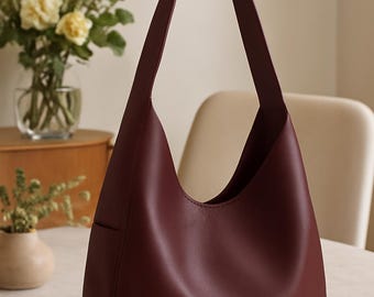 Burgundy Leather Hobo Bag: Elegant Shoulder Bag for Women