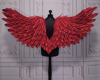 Alas de ángel rojas con purpurina – Accesorio grande y brillante para disfraces, cosplay y sesiones de fotos (150 cm)