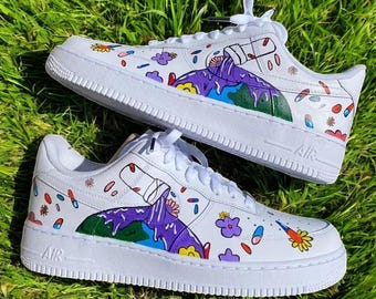 スパイク・シューズ juice wrld ジュース・ワールドのカスタムエアフォース1シューズ、ジュース