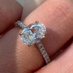 2CT Oval Cut Moissanite Engagement Ring 14k White Gold Wedding Ring Sterling Silver Oval Cut ring Anniversary Ring Diamond Ring Promise Ring