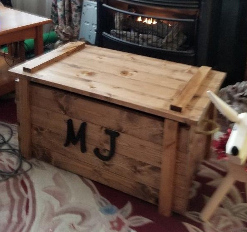 Wooden Toy Box Blanket Chestwith 5 Letters Pine Toybox Image 0