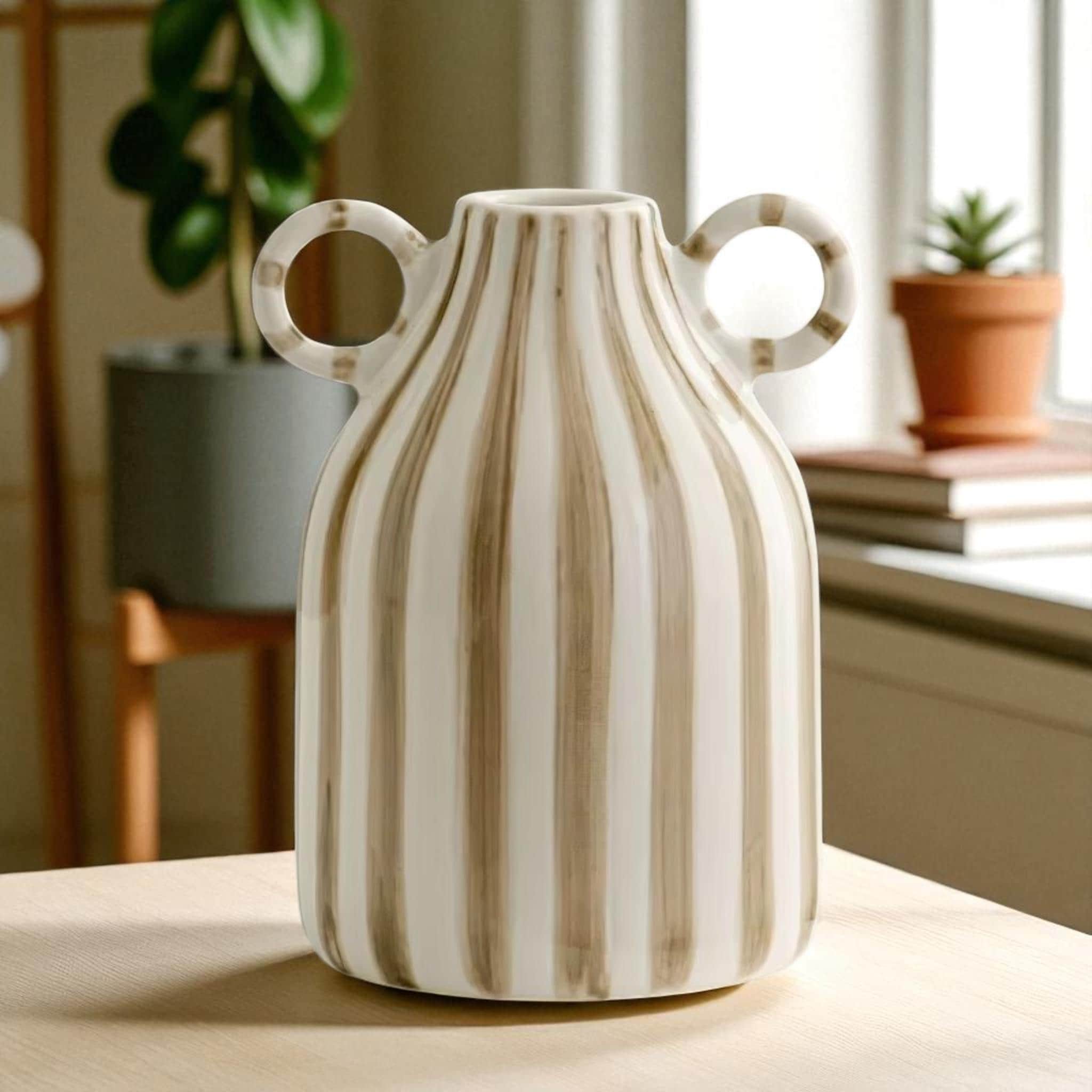 陶器製 花器 取っ手付き 茶色と白のストライプ 陶器製 花器 取っ手付き 茶色と白のストライプ 陶器製蛇型花瓶