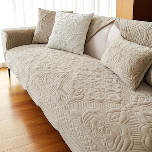 Plush Milk Velvet Sofa Cover – Non-Slip Blanket Style Couch Towel | Light Luxury Autumn & Winter Leather Sofa Protector Cushion