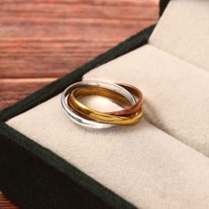 Tricolor Rolling Ring | Interlocking Russian Wedding Band | Gold, Silver, Copper Tones | Stackable Gift