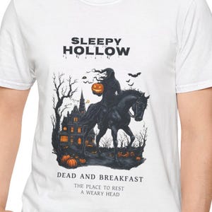 Camiseta Disney Cavaleiro Sem Cabeça, Sleepy Hollow, camiseta Sleepy Hollow, Cavaleiro Sem Cabeça, camiseta Sleepy Hollow Dead and Breakfast Vacancy