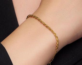 Bracciale a catena a corda intrecciata, vermeil in oro giallo, gioiello minimalista e delicato per tutti i giorni.