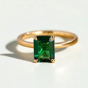 Solitaire Yellow Gold Emerald Ring Emerald Engagement Ring Bridal Women Stacking Ring Art Deco May Birthstone Ring Wedding Promise Ring Gift