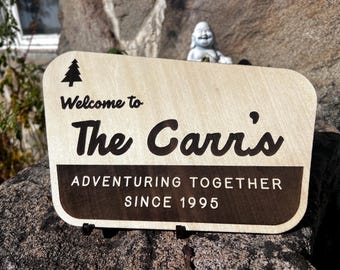 Cartello personalizzato per la famiglia del Parco Nazionale: idea regalo rustica per la casa