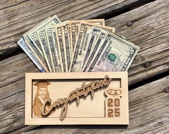 Portasoldi personalizzato per regalo di laurea, portasoldi personalizzato per regalo di laurea 2026, ricordo di laurea, immagine del laureato, regalo unico