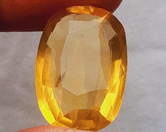 Natürlicher gelber Fluorit Edelstein: 25.60CT Ovalschliff, 23 x 16 mm