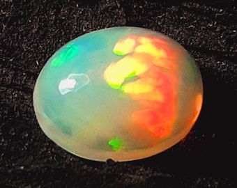 Opale de feu naturelle éthiopienne cristal de guérison ovale pierre