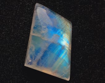 Rare Royal Blue MoonstoneRainbow Moonstone Cabochon: Polished Moonstone Crystals