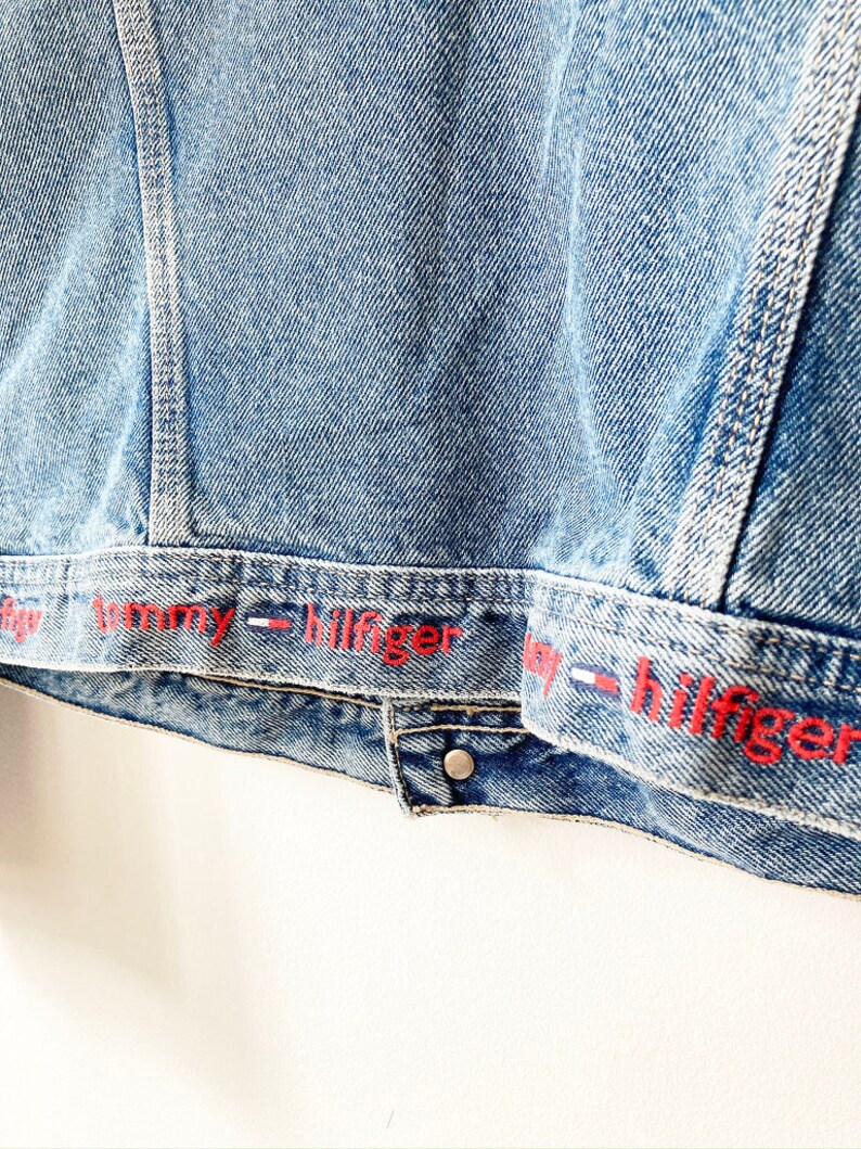 Street Style Amazing Condition Medium Incredible Vintage Tommy Hilfiger Women/'s Denim Jacket with Logo Stitched on Bottom Tommy Hilfiger