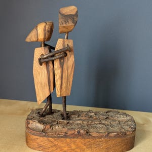 Wooden Couple Figurine - &#39;Lover&#39;s Gaze&#39;