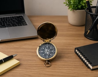 Pocket Antique-Style Hiking Navigation Tool, Collectible Brass Compass 2 Inch