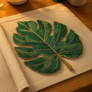 SET OF 2 Green Leaf Beaded Placemat – Handmade Tropical Monstera Table Mat for Island Decor