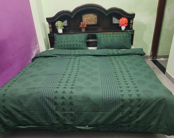 Halloween Bedding Set, Dark Green Duvet Cover, Gothic Bedspread with Pillowcases, Spooky Autumn Bedroom Decor, Witchy Home Textiles