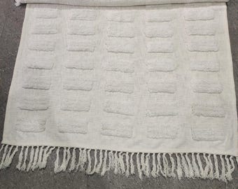 Handmade Ivory Cotton Throw Blanket: Boho Tufted Sofa Cover