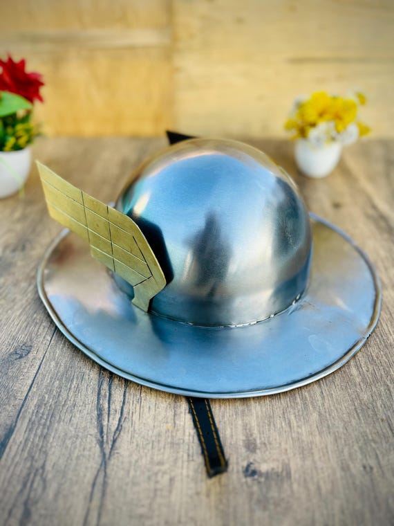 Winged Hermes Helmet – Handmade Polished Metal Cosplay Prop - Etsy