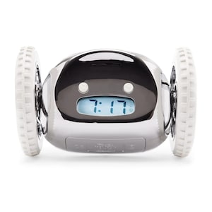 Clocky Chrome - Alarm clock on wheels