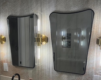 Specchio da trucco asimmetrico italiano fatto a mano, decorazione murale ad arco