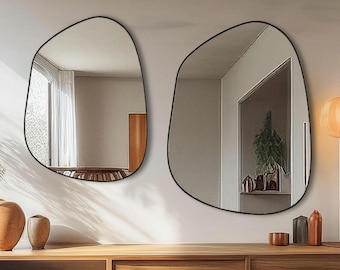 Specchio da parete con cornice nera asimmetrica: decorazione in legno fatta a mano, moderno mobiletto da toeletta